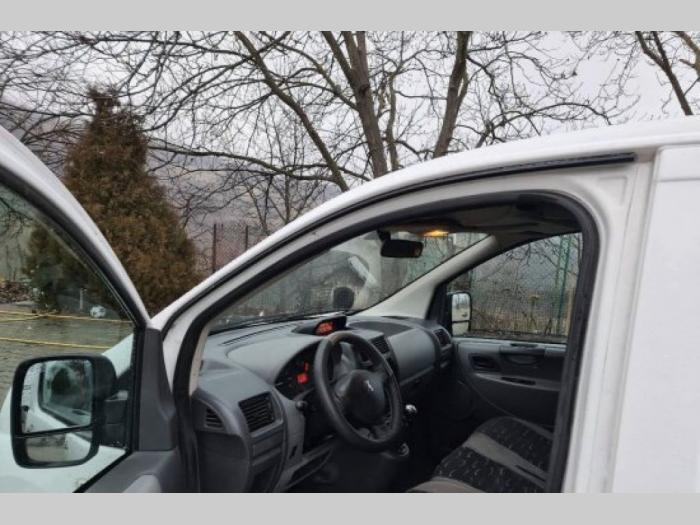 peugeot expert 2 0 hdi 2009 besplatni mali oglasi