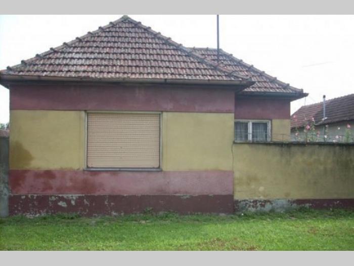 srbobran, kuća vikendica besplatni mali oglasi