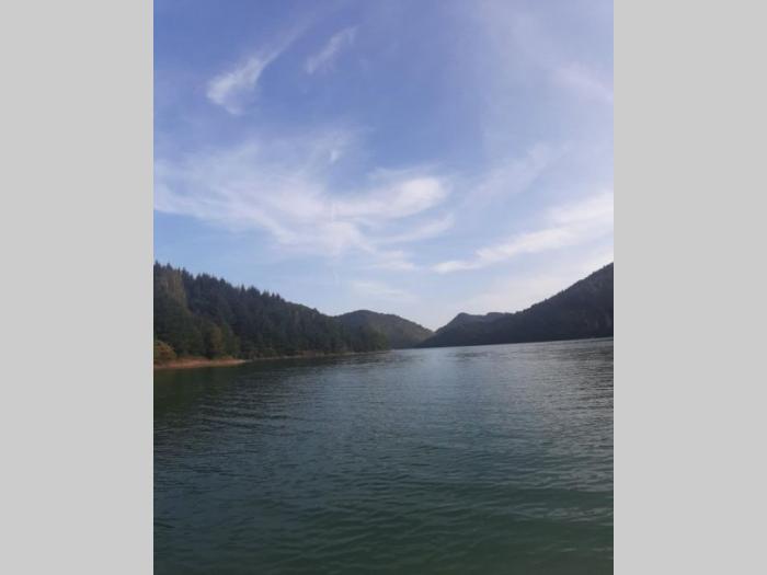 plac na zlatarskom jezeru besplatni mali oglasi