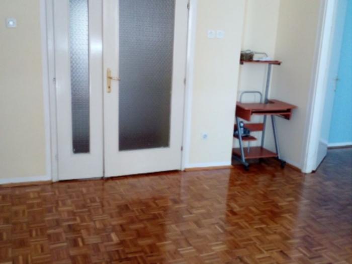 stan u novom sadu centar besplatni mali oglasi