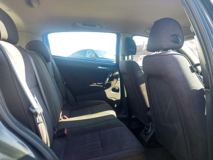 alfa romeo 147 1 9jtdm besplatni mali oglasi