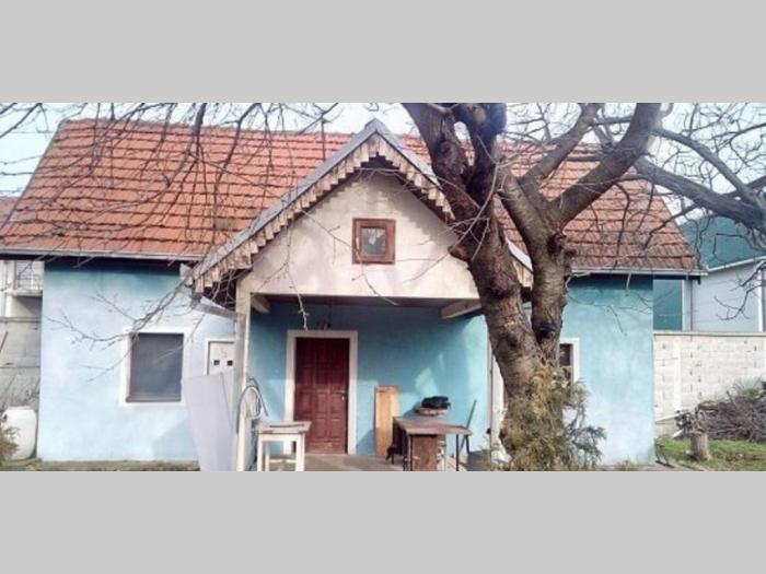 kuća na prodaju,beograd krnjača besplatni mali oglasi