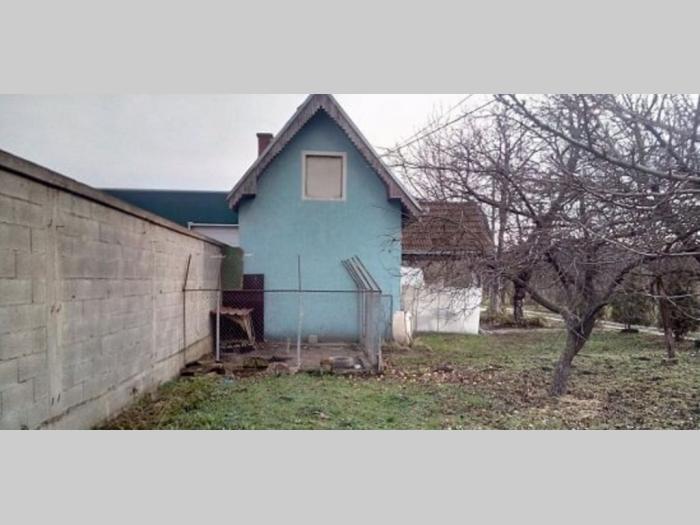 kuća na prodaju,beograd krnjača besplatni mali oglasi