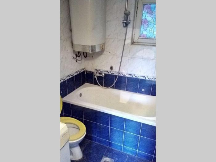 kuća na prodaju,beograd krnjača besplatni mali oglasi
