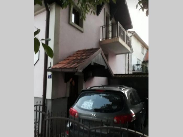 kuća soko banja besplatni mali oglasi