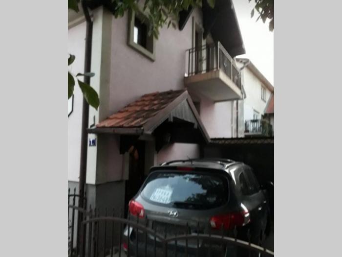 kuća soko banja besplatni mali oglasi
