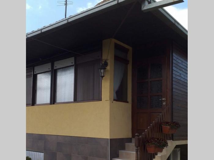 prodajem kuću u titelu besplatni mali oglasi