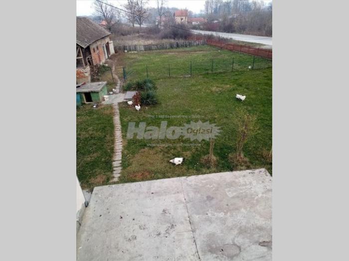 prodaje se kuća sa velikim placem besplatni mali oglasi