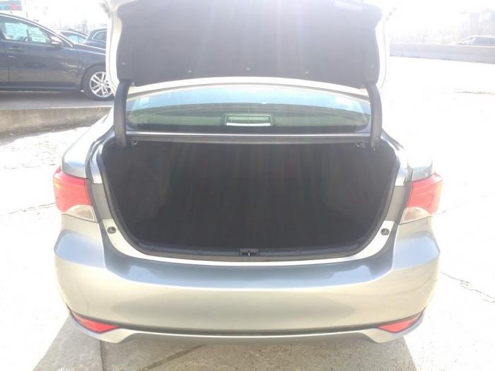 toyota avensis 2 0 d4d besplatni mali oglasi
