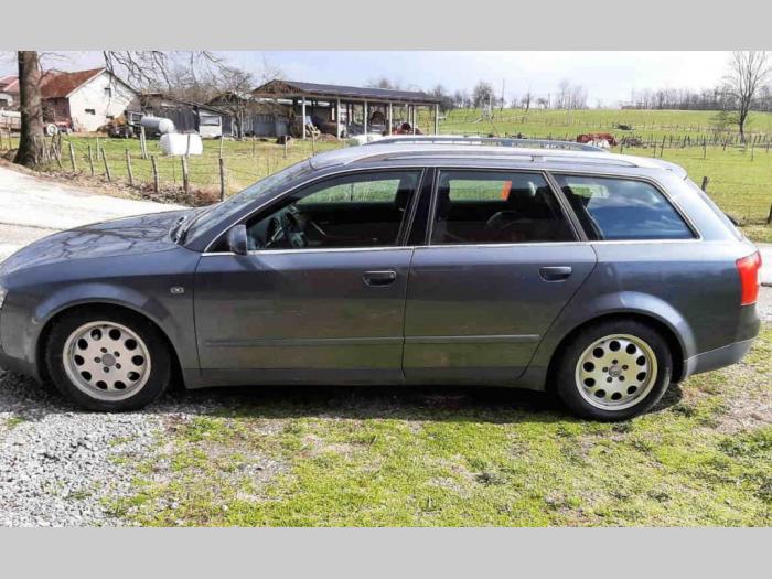 audi a4 audi karavan (2002) besplatni mali oglasi