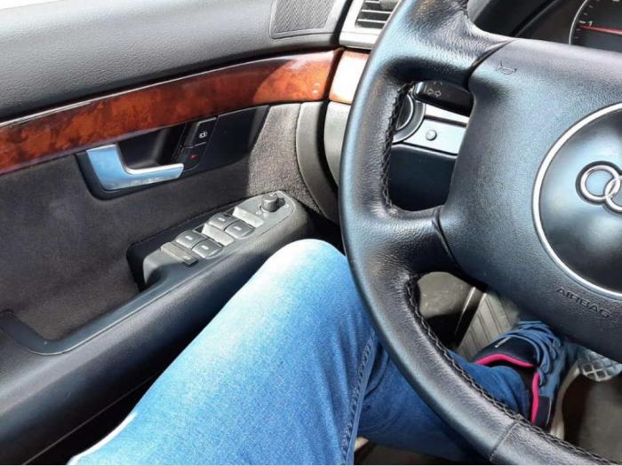 audi a4 audi karavan (2002) besplatni mali oglasi