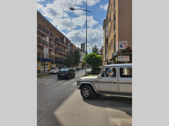 prodaja luksuznog stana u centru novog sada besplatni mali oglasi