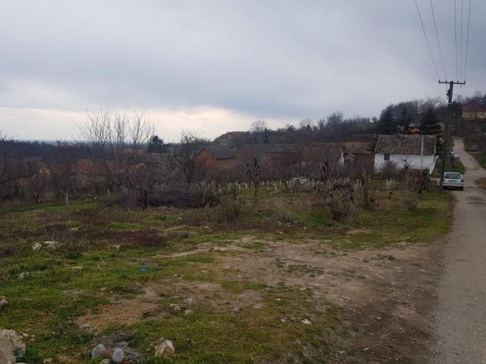 plac na prodaju lezimir besplatni mali oglasi
