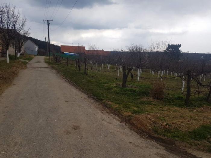 plac na prodaju lezimir besplatni mali oglasi