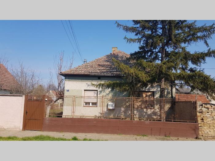 porodična kuća na 35km od novog sada besplatni mali oglasi