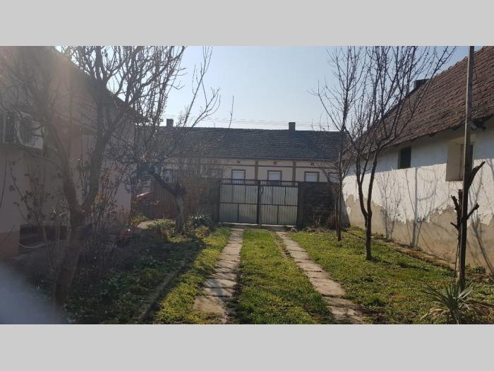 porodična kuća na 35km od novog sada besplatni mali oglasi