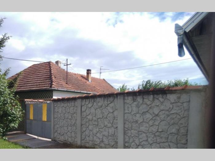 porodična kuće u bezdanu besplatni mali oglasi