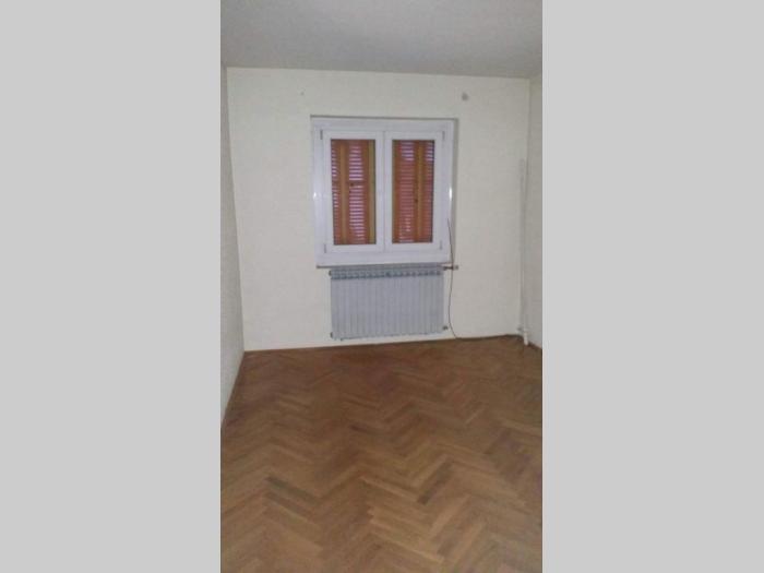 kuća voždovac 300m2 izdavanje besplatni mali oglasi