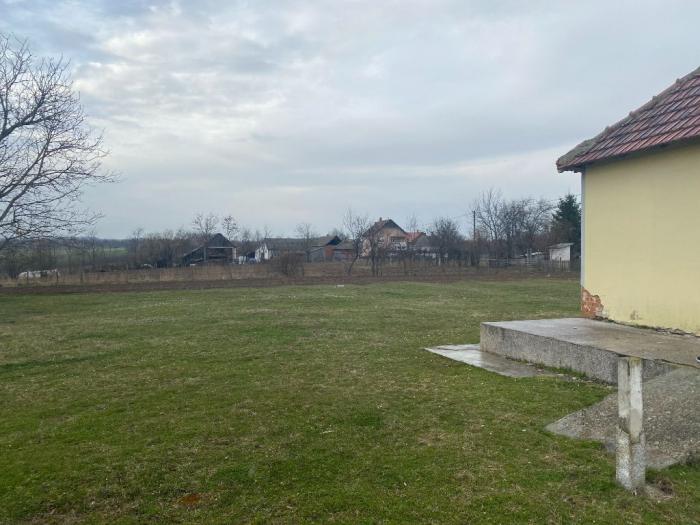 kuća sa placem 1ha ub besplatni mali oglasi