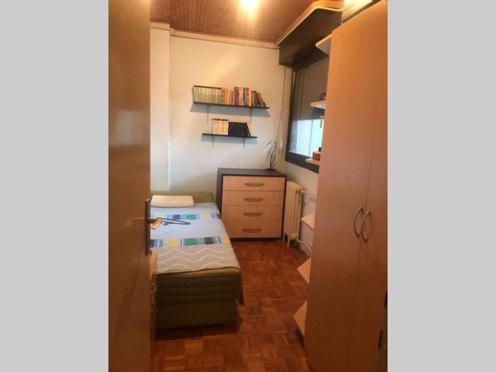 vlasnik, bežanijska kosa 1, preko puta škole, 91m2 besplatni mali oglasi