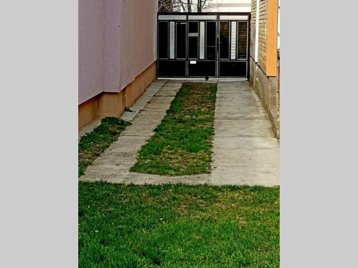 kuća i pomoćni objekat bački jarak besplatni mali oglasi