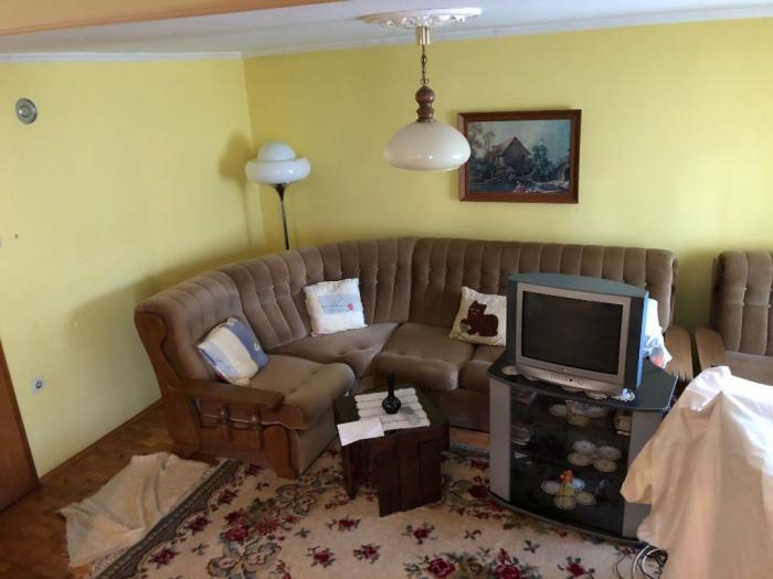 prodajem kuću novi kneževac besplatni mali oglasi
