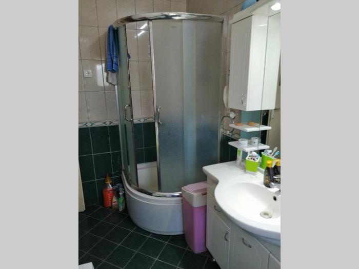 dve kuće u bariču 100m2 i 40m2 besplatni mali oglasi