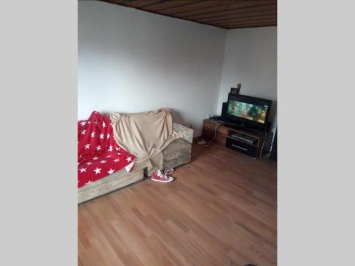 kuća na kamenjaru 1 besplatni mali oglasi