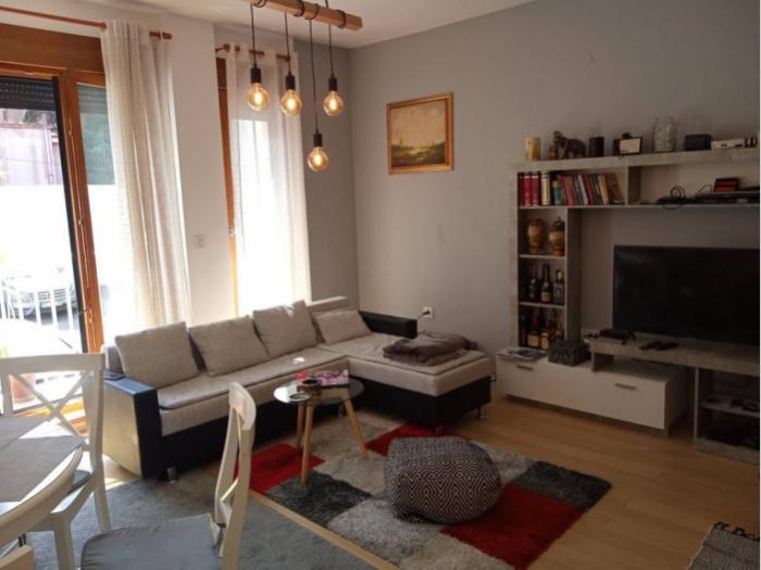izdajem stan od 50m2 na vračaru besplatni mali oglasi