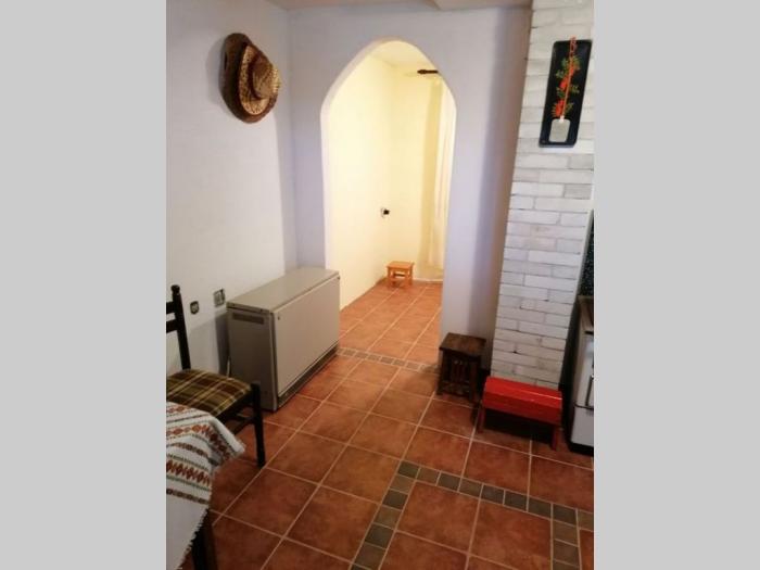 perlez vikendica prodaja 50m2 i 43 ara placa besplatni mali oglasi