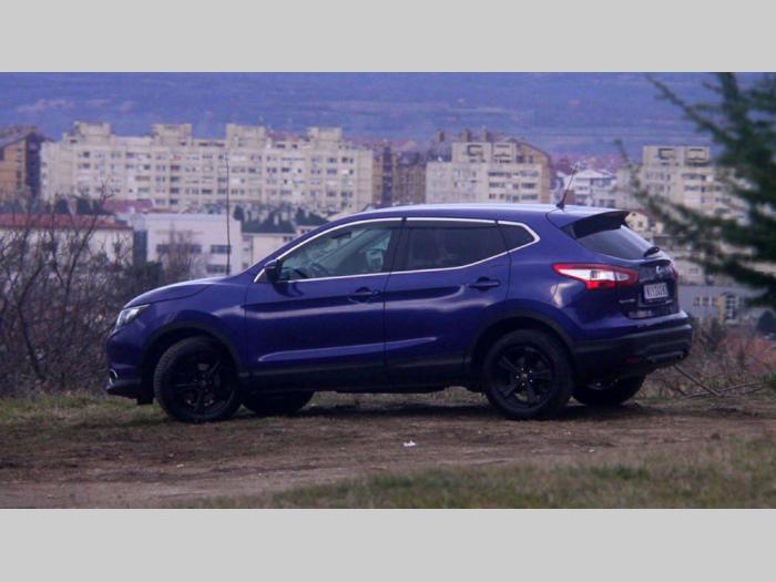 nissan qashqai acenta 2014  besplatni mali oglasi