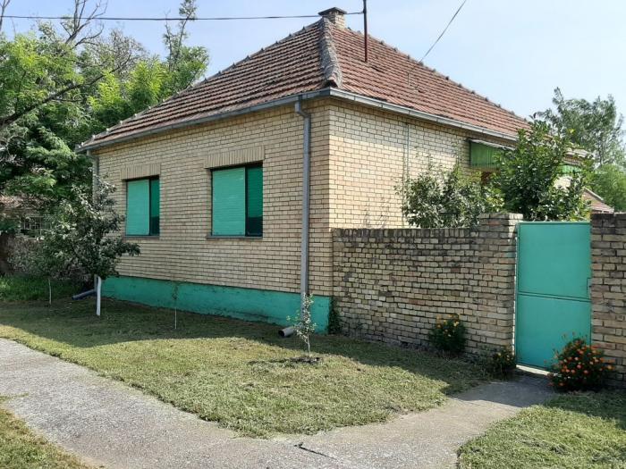 kuća na selu u vojvoda stepe besplatni mali oglasi