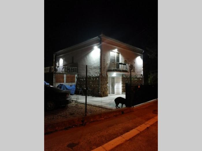 kuća na prodaju topola oplenac besplatni mali oglasi