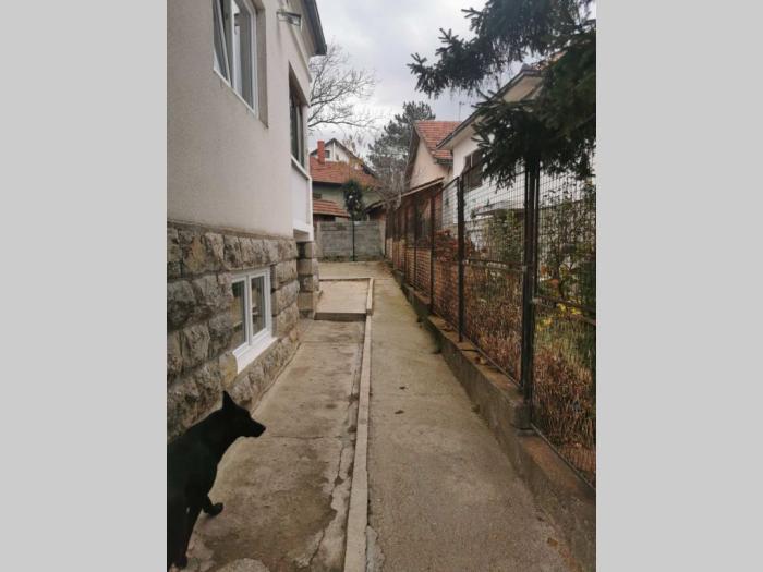 kuća na prodaju topola oplenac besplatni mali oglasi