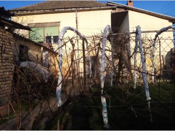 kuća na prodaju irig besplatni mali oglasi
