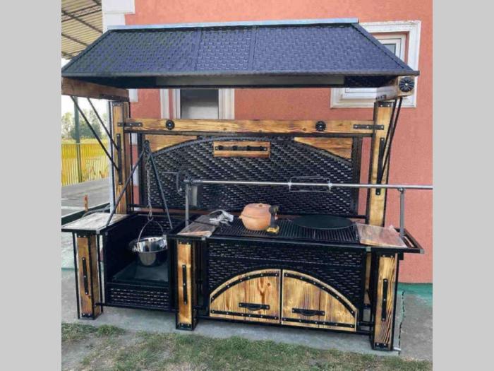 etno roštilj i ražnjevi u kombinaciji sa drvetom besplatni mali oglasi
