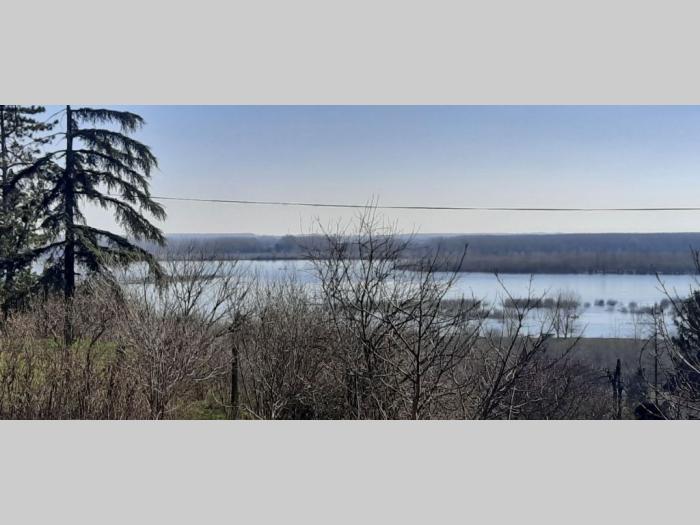 plac sa pogledom na dunav belegiš besplatni mali oglasi