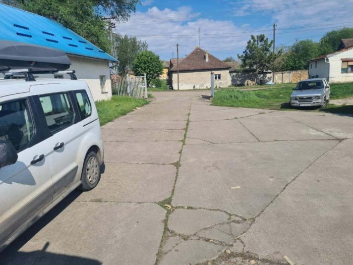 prodjem halu u srbobranu besplatni mali oglasi