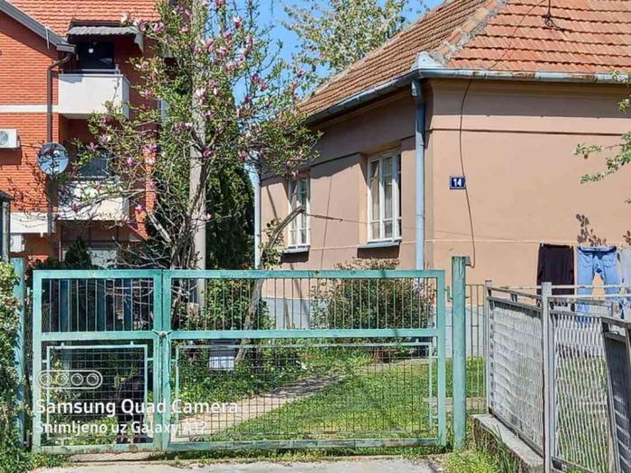 na prodaju kuća u obrenovcu besplatni mali oglasi