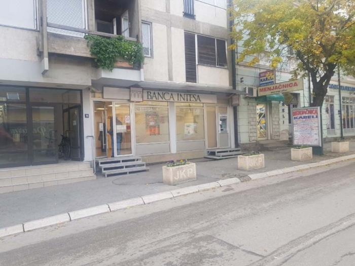 u ponudi poslovni prostor u centru bajine bašte besplatni mali oglasi