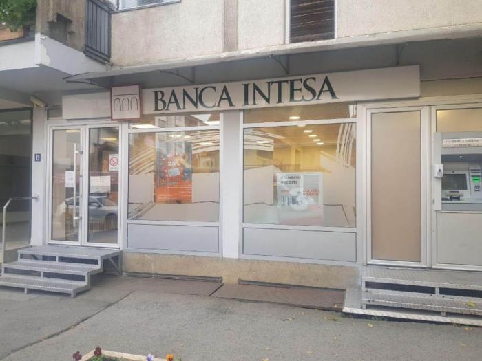 u ponudi poslovni prostor u centru bajine bašte besplatni mali oglasi