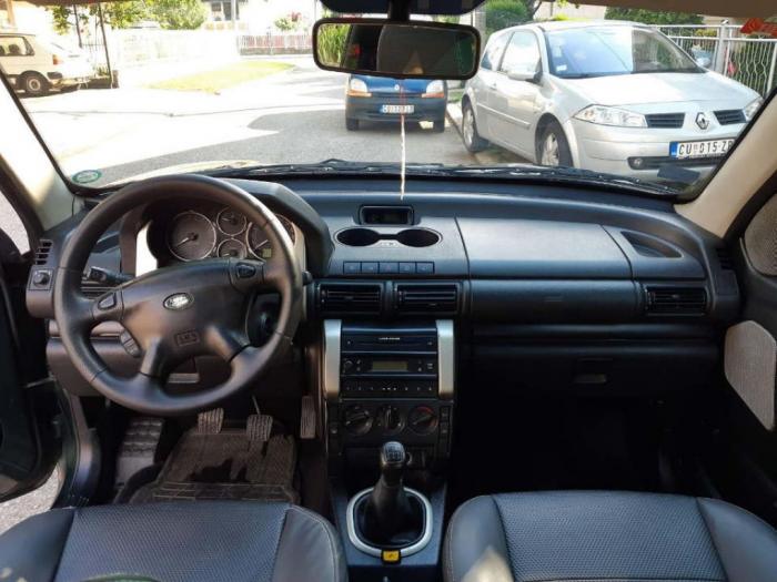 land rover discovery land rover freelander 2004 besplatni mali oglasi