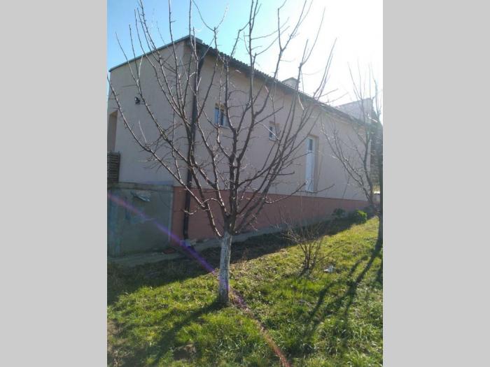 dve kuće na jednom placu banja vrujci besplatni mali oglasi