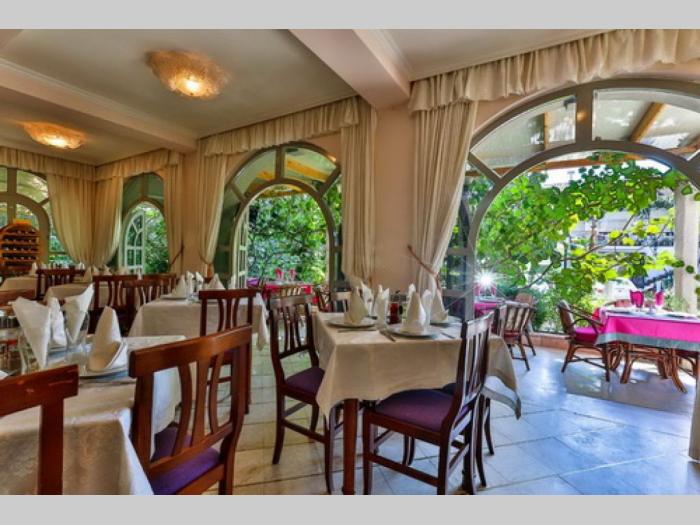 posao potrebna domaćica restorana vila velzon budva besplatni mali oglasi