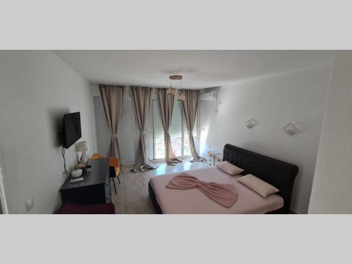 apartmani dobre vode villa valencia besplatni mali oglasi