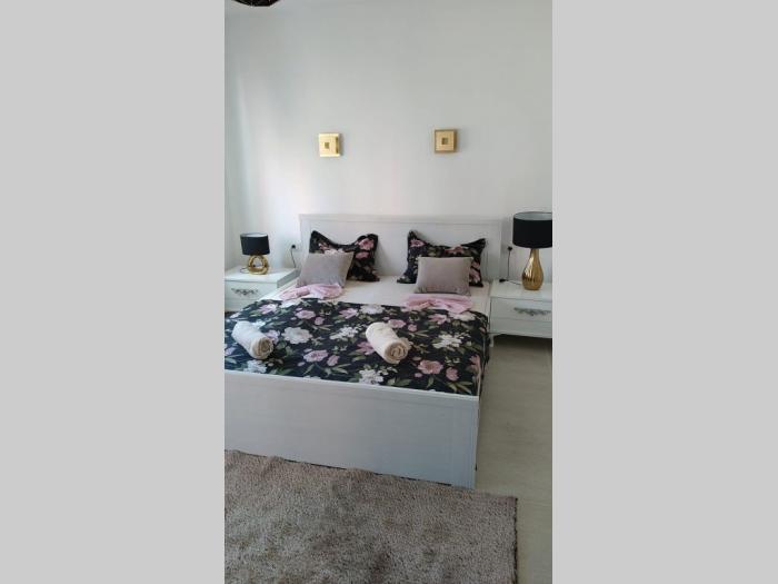 apartmani dobre vode villa valencia besplatni mali oglasi