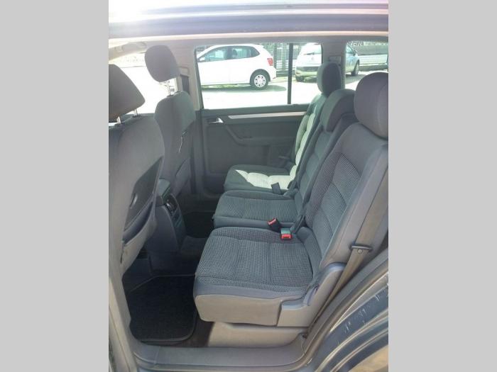 volkswagen touran 2 0 tdi besplatni mali oglasi