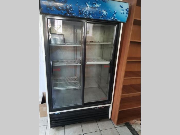 prodajem rashladne vitrine besplatni mali oglasi