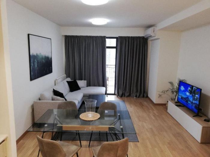 izdajem trosoban stan 85m2 beograd na vodi vista besplatni mali oglasi