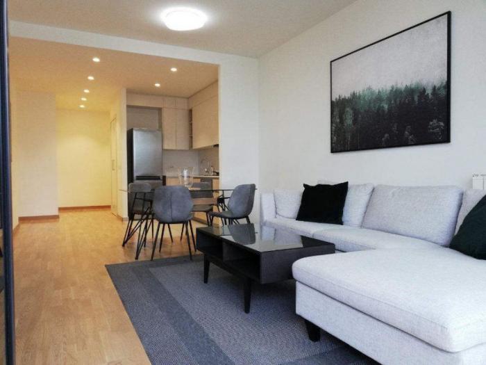 izdajem trosoban stan 85m2 beograd na vodi vista besplatni mali oglasi